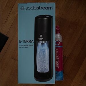 FINAL PRICE!!! Brand New SodaStream E-Terra Black Sparkling Water Maker